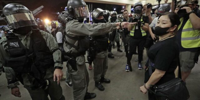 Χονγκ Κονγκ: Σε κρίσιμη κατάσταση νοσηλεύονται τρεις άνθρωποι μετά τα αιματηρά επεισόδια της Κυριακής