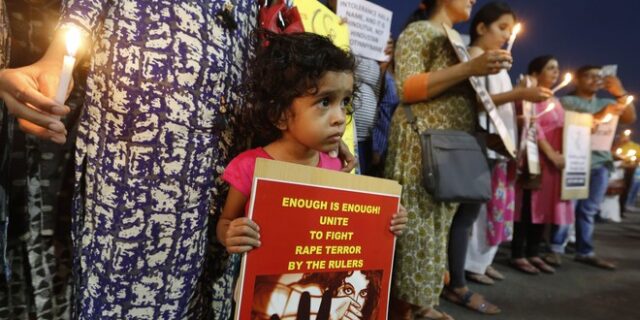 Απεχθές: Τυφλή 15χρονη βιάστηκε από δύο δασκάλους της με προβλήματα όρασης στην Ινδία