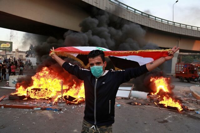 Ιράκ: Χρήση αληθινών σφαιρών από αστυνομία – 13 νεκροί διαδηλωτές το τελευταίο 24ωρο