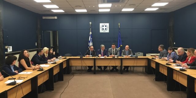 Ο Ιατρικός Σύλλογος Αθηνών παρέδωσε 16 προτάσεις για τη Δημόσια Υγεία στο Β. Κικίλια