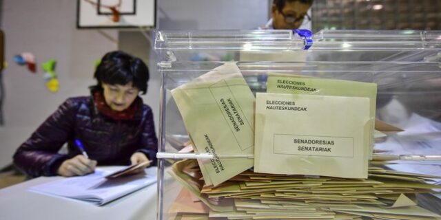 Εκλογές στην Ισπανία: Δεν υπάρχει ξεκάθαρη πλειοψηφία – Η ακροδεξιά ενισχύεται