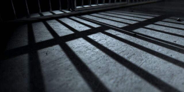 Πρώην Ρώσος αξιωματούχος κατηγορείται ότι έλαβε μίζα ύψους 10 εκατομμυρίων