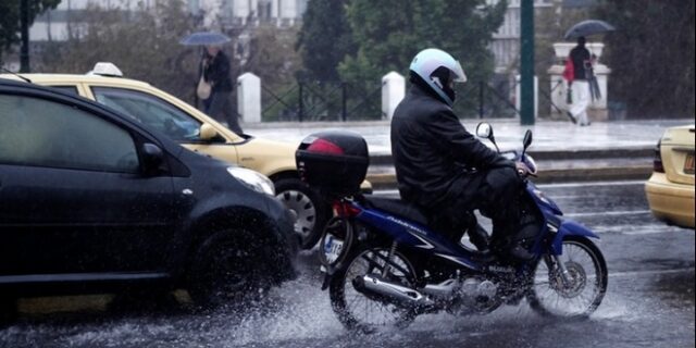 Κίνηση στους δρόμους: Μαρτύριο για τους οδηγούς, λόγω βροχής – LIVE ΧΑΡΤΗΣ