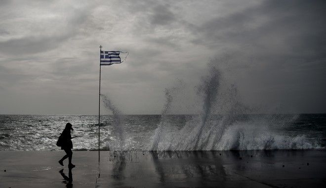 Κακοκαιρία: Σε ισχύ το έκτακτο δελτίο – Πώς επηρεάζονται Αθήνα και Θεσσαλονίκη