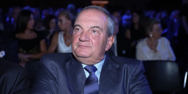 Και νέες δημόσιες παρεμβάσεις του Κώστα Καραμανλή