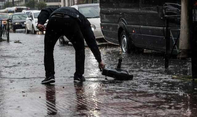 Καταιγίδα εξπρές δημιούργησε προβλήματα στην Αττική