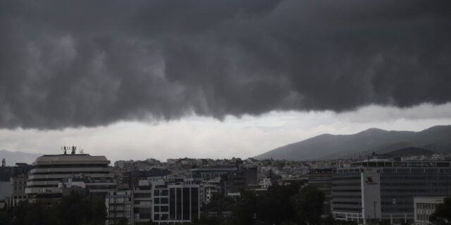 Καιρός: Σε εξέλιξη τα έντονα καιρικά φαινόμενα – Μετά τις καταιγίδες, ισχυροί βοριάδες