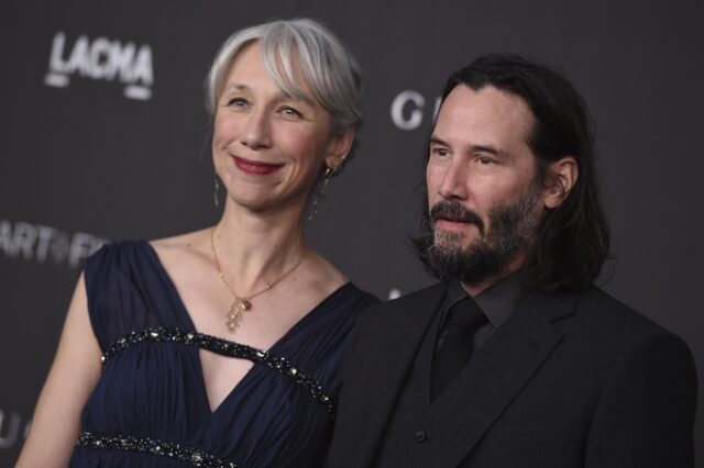 Keanu Reeves: Στο κόκκινο χαλί με τη νέα του σύντροφο