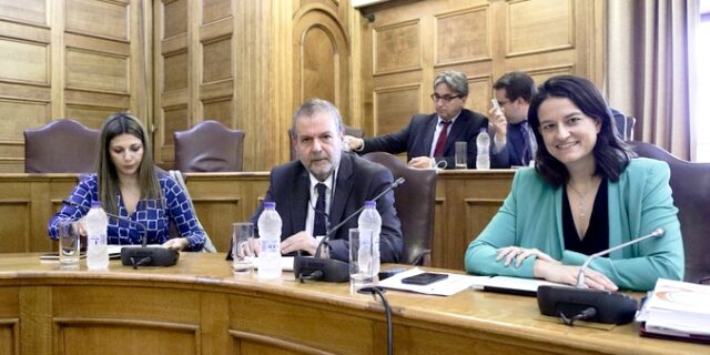 Εγκρίθηκε η τοποθέτηση Αντωνίου στην προεδρία του ΙΕΠ, αποχώρησαν οι βουλευτές του ΣΥΡΙΖΑ