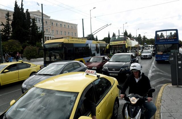 Ο Σι Τζινπίνγκ στο Μουσείο Ακρόπολης, οι οδηγοί εγκλωβισμένοι στο κέντρο της Αθήνας