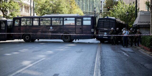 Σε εξέλιξη πορείες στο κέντρο της Αθήνας – Ποιοι δρόμοι είναι κλειστοί
