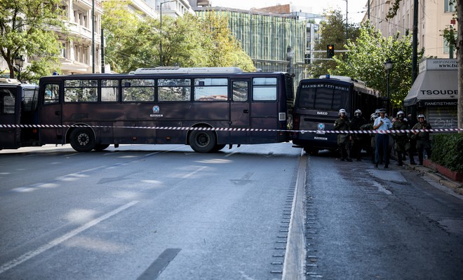 Σε εξέλιξη πορείες στο κέντρο της Αθήνας – Ποιοι δρόμοι είναι κλειστοί