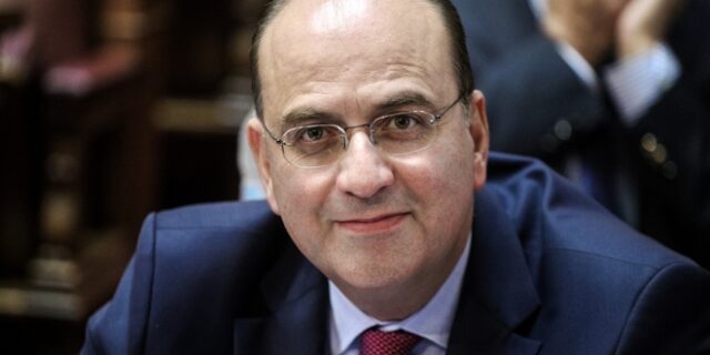 Μακάριος Λαζαρίδης: “Είτε αρέσει, είτε όχι στον κ. Τσίπρα ο νόμος και η τάξη επανέρχονται”