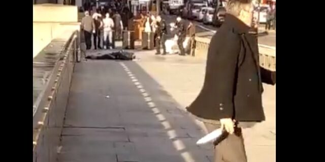 Επίθεση στο Λονδίνο: Το μαχαίρι του δράστη στη London Bridge