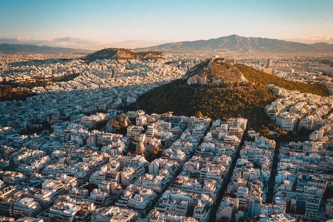 Αλλάζει όψη ο λόφος του Λυκαβηττού – Οι παρεμβάσεις του Δήμου Αθηναίων