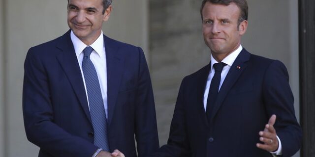 Επικοινωνία Μητσοτάκη-Μακρόν με την Τουρκία στο επίκεντρο
