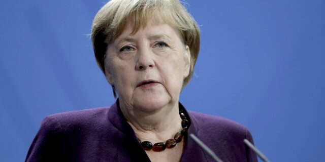 Μέρκελ: Κανένας κίνδυνος από τους τζιχαντιστές που απελαύνει η Τουρκία