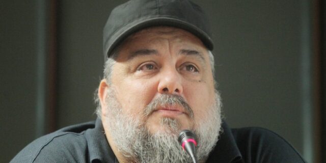 Οι Αctive Member τραγουδούν για την σφαγή στο Δίστομο