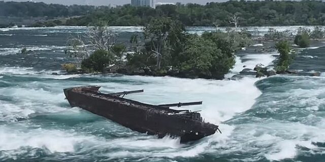 Καταρράκτες Νιαγάρα: Η κακοκαιρία μετακίνησε πλοίο που ήταν “κολλημένο” για 101 χρόνια