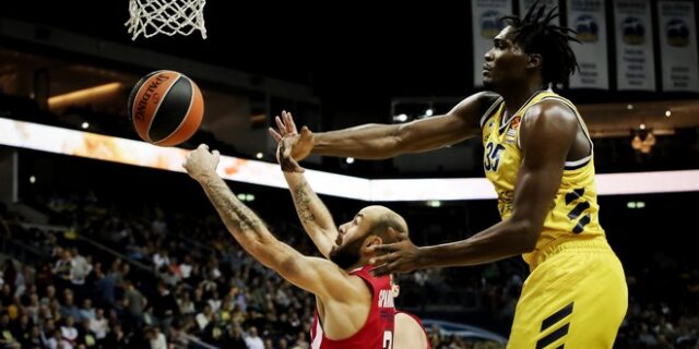 Άλμπα Βερολίνου – Ολυμπιακός 80-99: Γκρέμισε τα τείχη με μεγάλη εμφάνιση