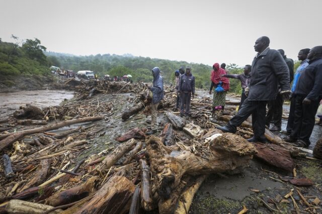 Δεκάδες νεκροί από τις κατολισθήσεις στην Κένυα
