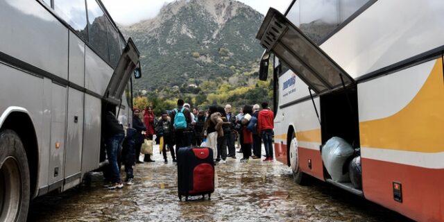 Ηλεία: Άνδρας χτύπησε διερμηνέα και απείλησε υπάλληλο σε δομή προσφύγων