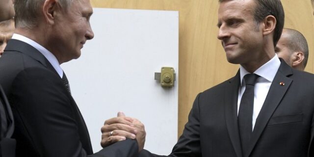 Επικοινωνία Πούτιν – Μακρόν για το ουκρανικό ζήτημα