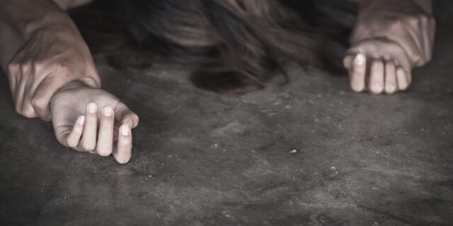 Στη δημοσιότητα τα στοιχεία βιαστών μιας κοπέλας στην Σαλαμίνα