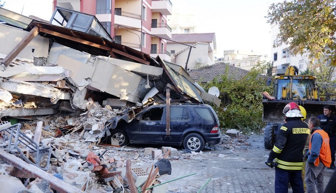 Σεισμός στην Αλβανία: 6,4 Ρίχτερ με τουλάχιστον 9 νεκρούς και εκατοντάδες τραυματίες – Κατέρρευσαν πολυκατοικίες