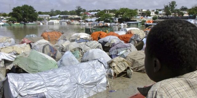 Βροχοπτώσεις στη Σομαλία: Πάνω από 270.000 εγκατέλειψαν τα σπίτια τους – 10 νεκροί