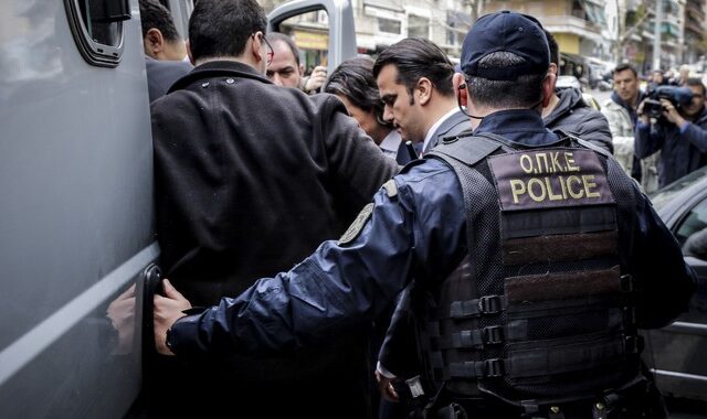 Τουρκική προβοκάτσια για τους “8” προκαλεί κόντρα στην Αθήνα