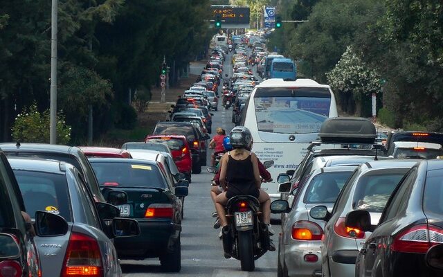 Kάρτα θορύβου: Έρχονται πρόστιμα και σαρωτικοί έλεγχοι για τους δικυκλιστές