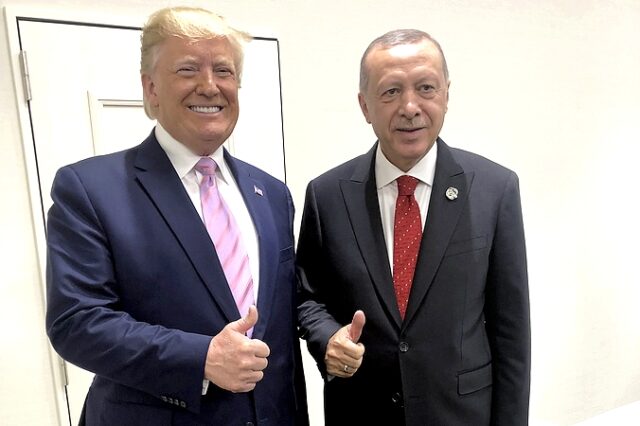 Συνάντηση Τραμπ – Ερντογάν: Ποιος έχει το πάνω χέρι