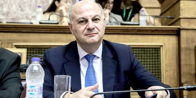 Τσιάρας: Πως δικαιολόγησε τη διάταξη περί “κακόβουλης βλασφημίας”
