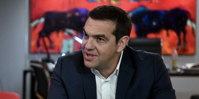 Τσίπρας στη Figaro: Η ΝΔ διαψεύδει με ταχύτητα τις προσδοκίες που είχε καλλιεργήσει