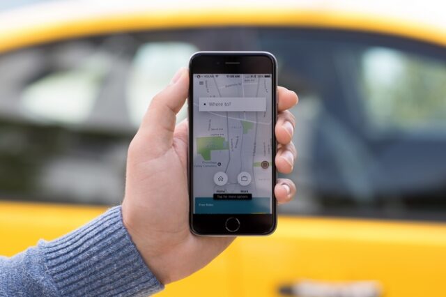 Απόφαση-σταθμός για την Uber: Οι οδηγοί έχουν εργασιακά δικαιώματα