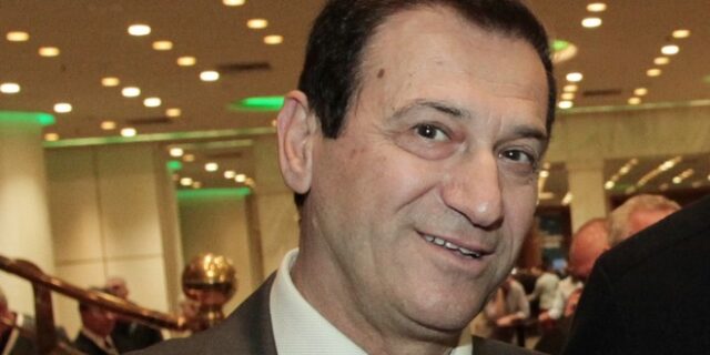 Πέθανε ο Περικλής Βασιλάκης