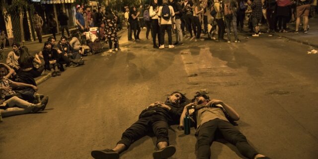 Χιλή: 20 καρέ χάους, έρωτα και επανάστασης