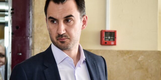 Χαρίτσης: “Βλέπουμε με ανησυχία τη συνάντηση Μητσοτάκη-Τραμπ”