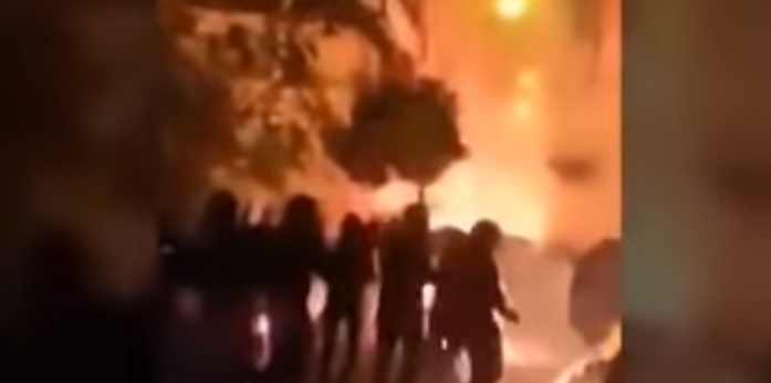 Πόλεμος στους δρόμους της Αθήνας: Βίντεο από τα επεισόδια στου Ζωγράφου