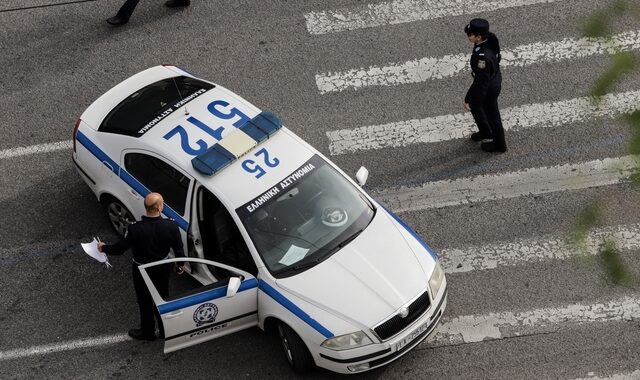 Έγκλημα στους Αγίους Θεοδώρους: Παραδόθηκαν οι δύο που σκότωσαν την 73χρονη