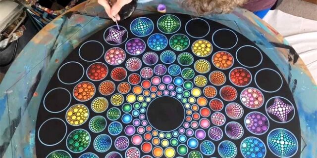 Βίντεο: Όταν η τέχνη και η φαντασία οργιάζουν