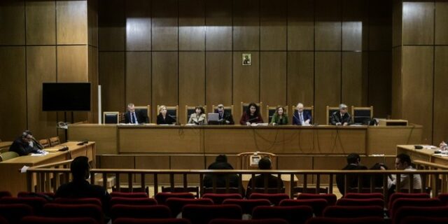 Δίκη Χρυσής Αυγής: Η κατά την εισαγγελέα “τυχαία” δολοφονία του Παύλου Φύσσα