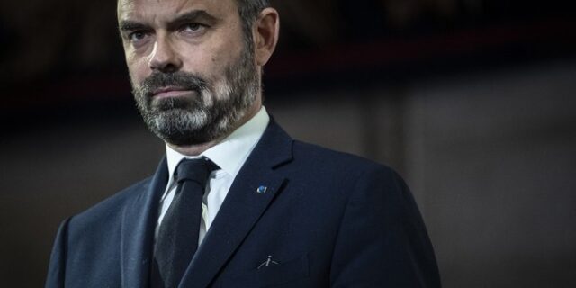 Γαλλία: “Δεν θα υποχωρήσουμε στη μεταρρύθμιση του συνταξιοδοτικού”