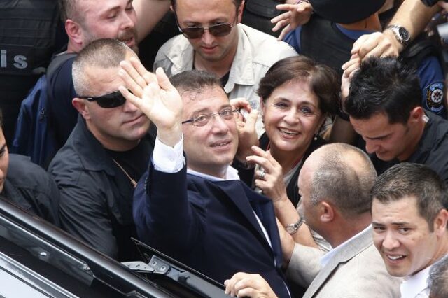 Ο Ιμάμογλου πηγαίνει στα δικαστήρια υπουργό του Ερντογάν