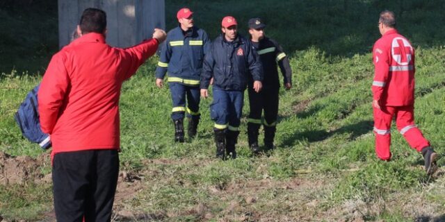 Υποχρεωτικός ο εμβολιασμός για όσους υπηρετούν στην ΕΜΑΚ