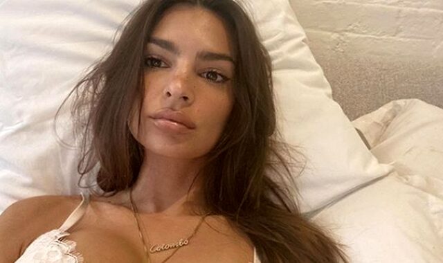 Η Emily Ratajkowski απαντάει για το δήθεν Photoshop στο στήθος της