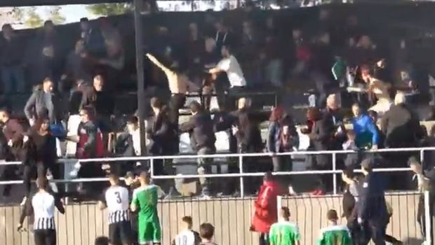 Εικόνες ντροπής σε γήπεδα της Γ’ Εθνικής: Επεισόδια, κροτίδες, άγριο ξύλο και τραυματίες