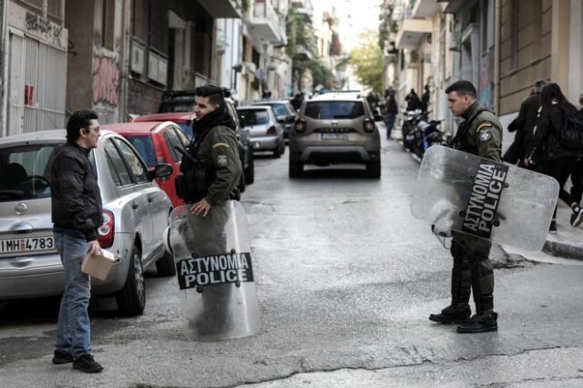 Εξάρχεια: Ελεύθεροι οι συλληφθέντες από την επιχείρηση της Δίωξης Ναρκωτικών