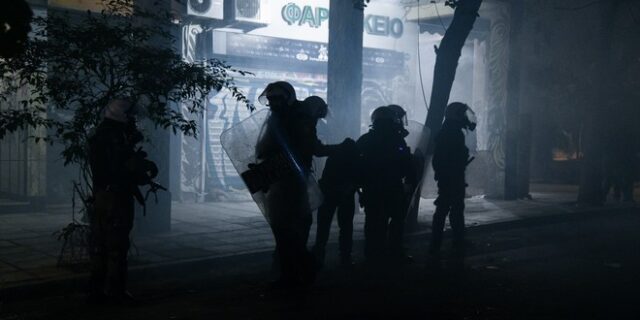 Εσωτερική έρευνα και της ΕΛ.ΑΣ. για τις καταγγελίες περί αστυνομικής βίας